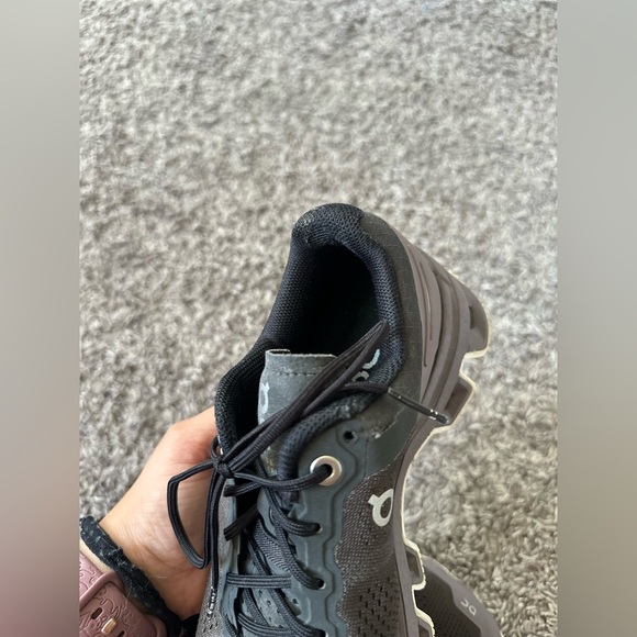 Women’s OnCloud Cloudventure Running Shoe Size W6 - Picture 10 of 15